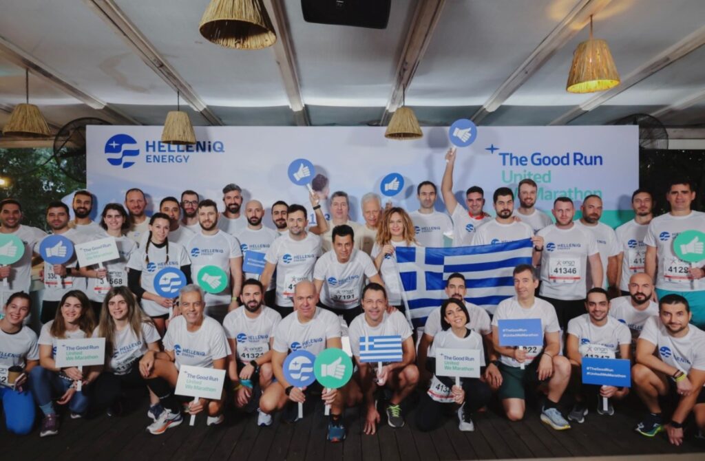 Περισσότεροι από 350 εθελοντές της HELLENiQ ENERGY έτρεξαν στον 42ο Αυθεντικό Μαραθώνιο της Αθήνας
