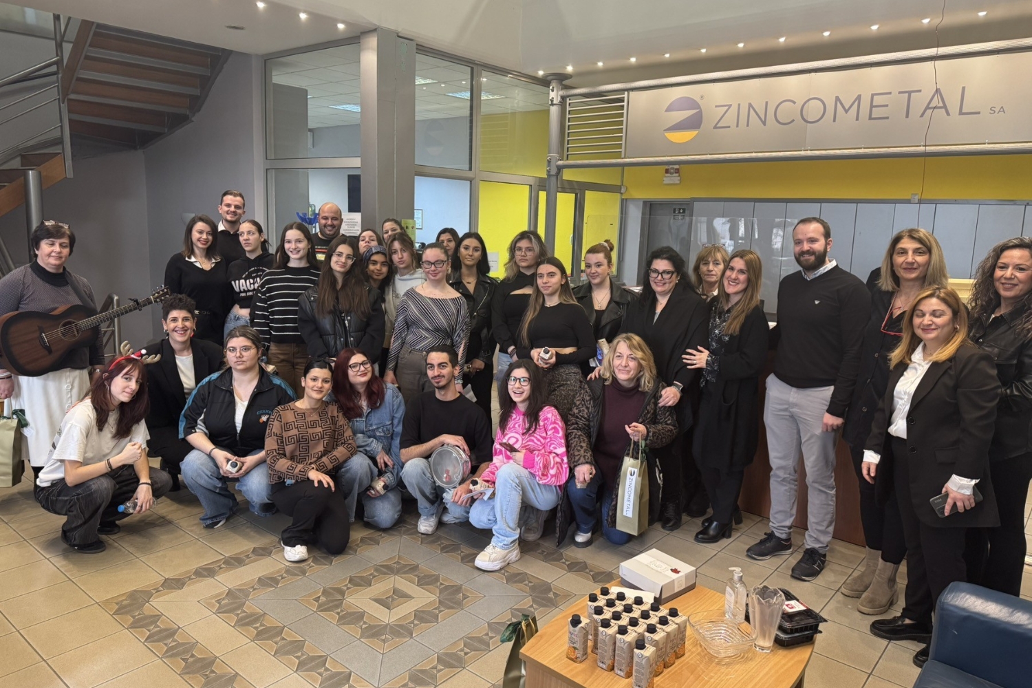 Σε εορταστικό κλίμα η εταιρία Zincometal ΑΕ !