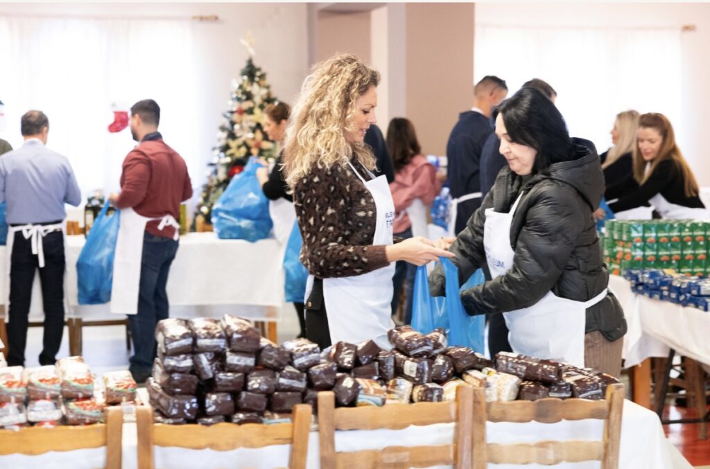 HELLENiQ ENERGY: Χριστούγεννα προσφοράς και έμπρακτης στήριξης στις τοπικές κοινωνίες