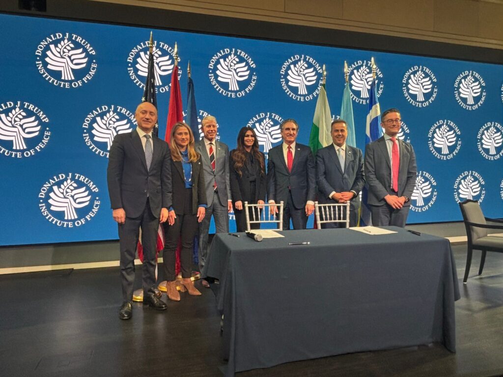 Εμβληματική συμφωνία Shell και METLEN για συνεργασία στην προμήθεια και εμπορία LNG